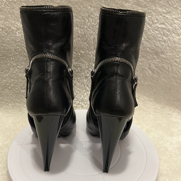EEUC Alexander McQueen Black Leather Skull Peep-Toe Ankle Boots Size 36.5 (6.5) - Picture 6 of 12